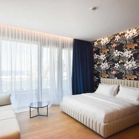 Flamingo Beach Hotel & Spa Vlorë 외부 사진