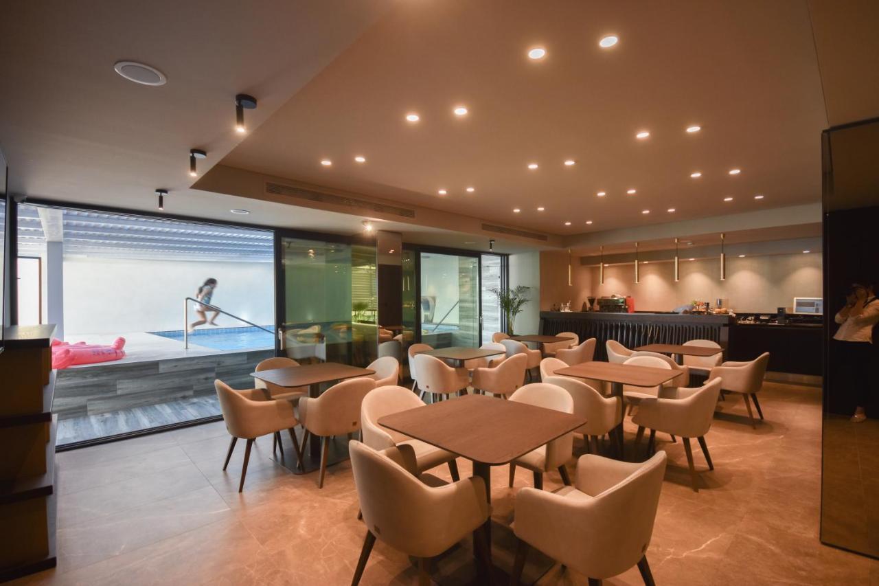Flamingo Beach Hotel & Spa Vlorë 외부 사진