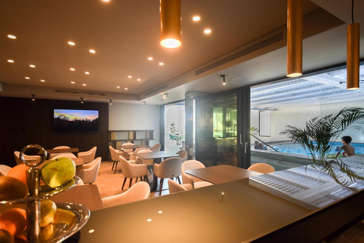 Flamingo Beach Hotel & Spa Radhimë 외부 사진