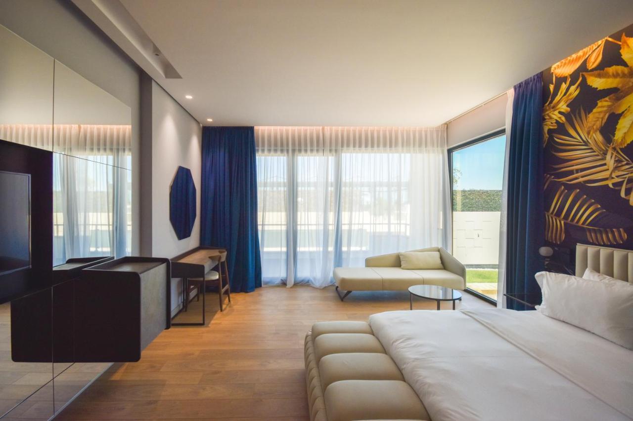 Flamingo Beach Hotel & Spa Radhimë 외부 사진